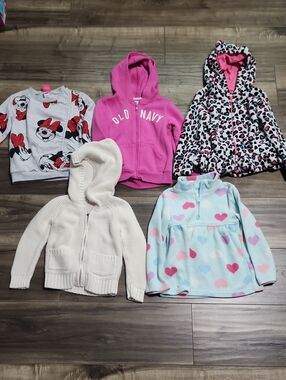 Size 4 Sweatshirts/Sweater